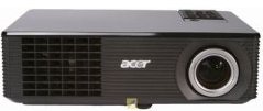 Der Beamer Acer X 1160 von vorne