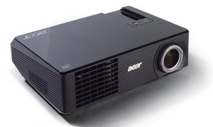 Günstiger mit Potential: Acer Beamer X 1260