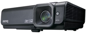 In Leder: Der BenQ MP 724 Business Beamer