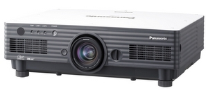 panasonic-pt-d-4000-e-business-beamer (Foto: Panasonic)