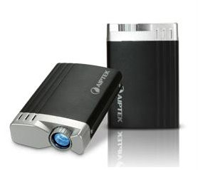 Klein und mobil: Aiptek Pocket Cinema T 20 Mini Beamer