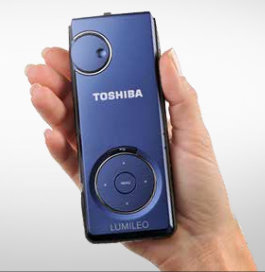 Multimedial: Toshiba Lumileo M200 Mini Beamer