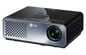 Tauglich für daheim: LG HW300G Heimkino Beamer